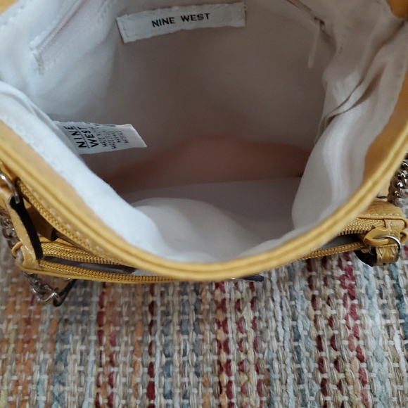 Purse - Picture 3 of 3